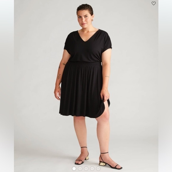 Universal Standard Dresses & Skirts - Universal Standard Black Midi Dress Sleeveless with Waistband Size XS